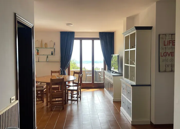 Vivaitalia Apartament Massino Visconti